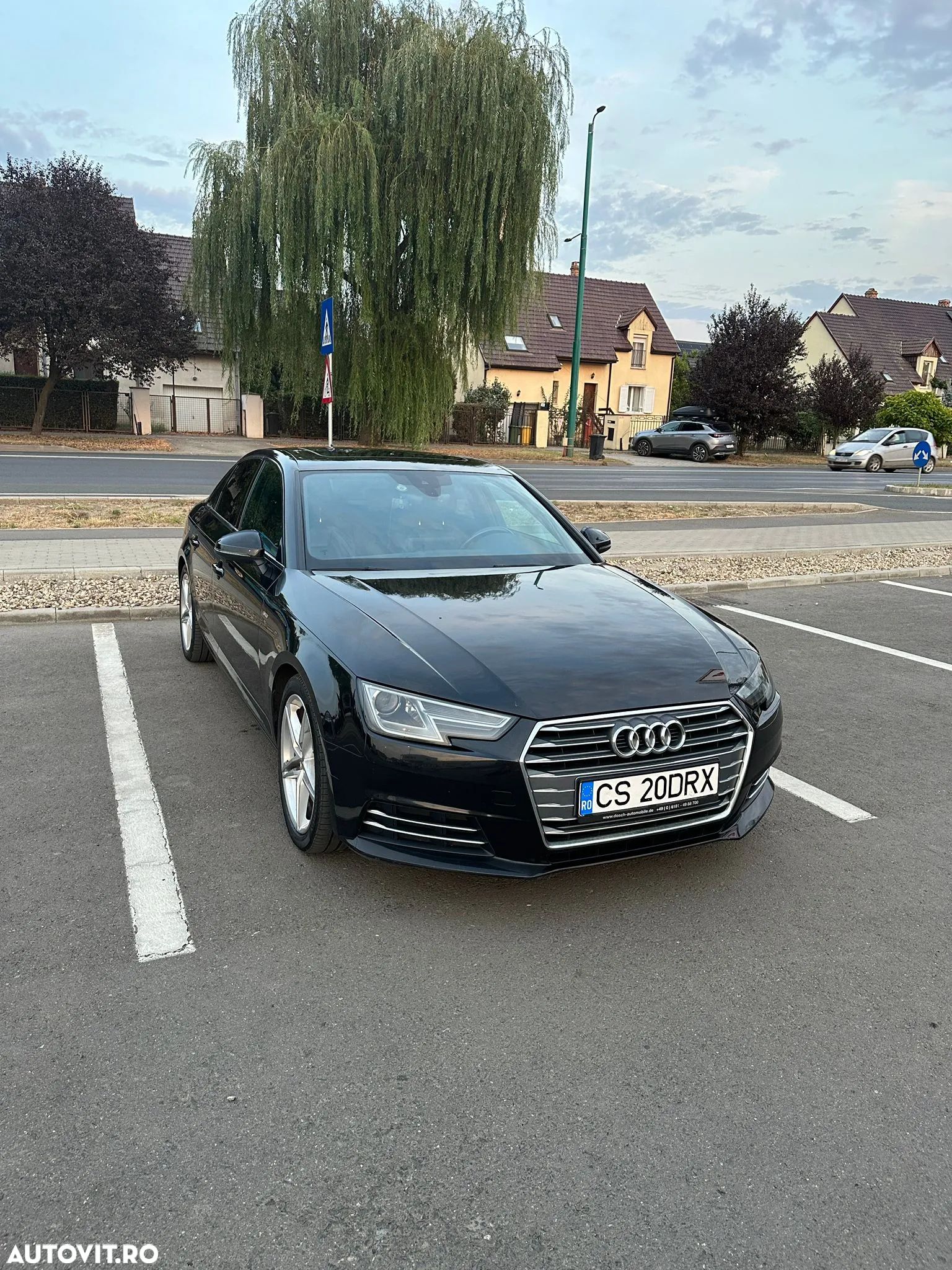 Audi A4 2.0 TDI DPF clean diesel S line Sportpaket - 1