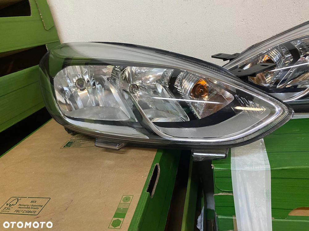 lampy fiesta mk8 VIII zwykłe eu komplet całe - 2