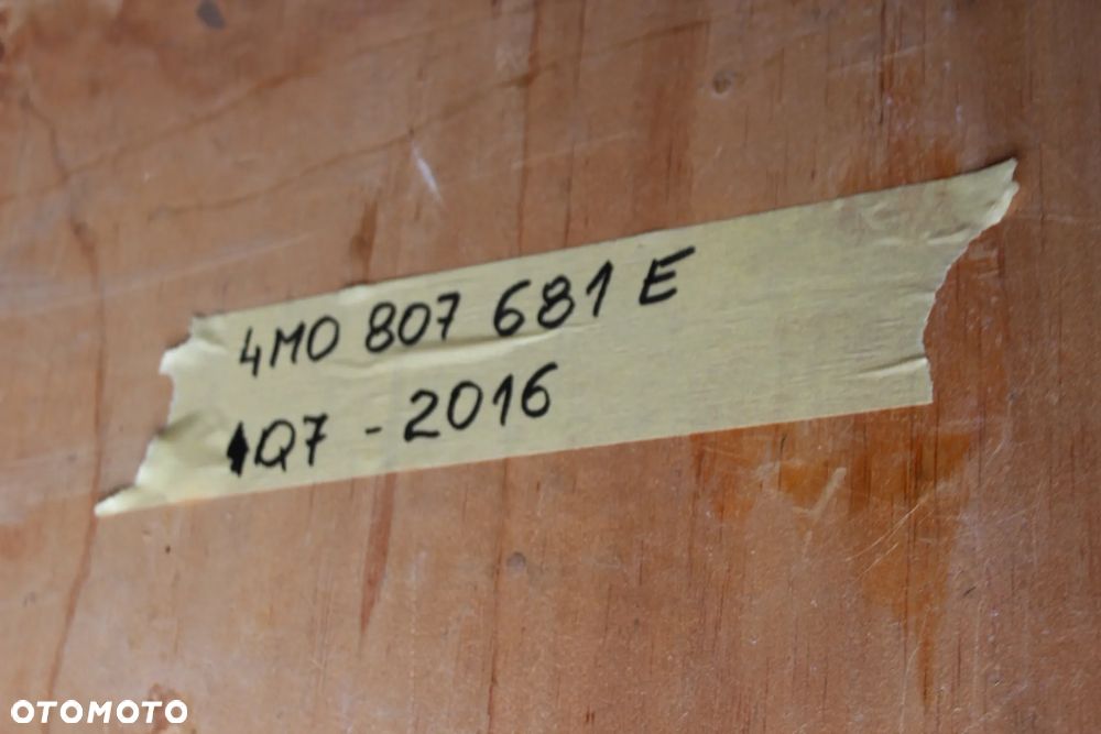 KRATKA ZDERZAKA LEWA AUDI Q7 4M 4M0807681E 2018 - 22