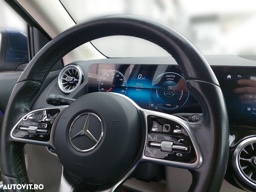 Mercedes-Benz EQA 250 - 17