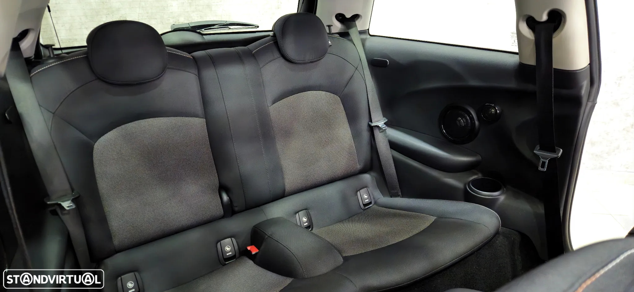 MINI 3 Portas Cooper - 14