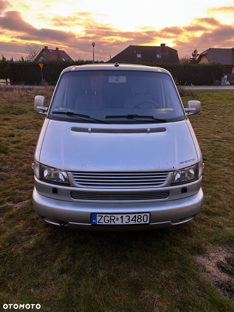 Volkswagen Multivan Standard - 6
