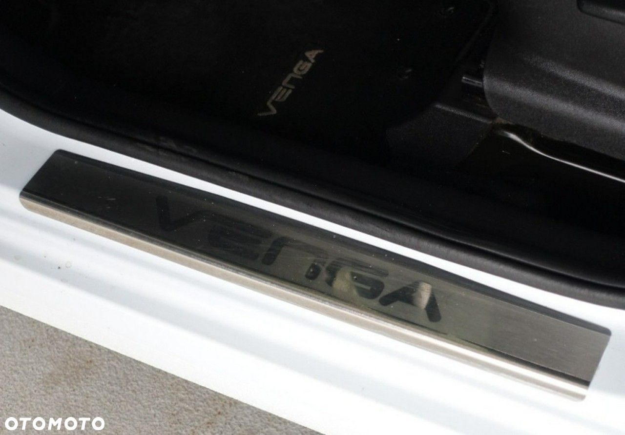 Kia Venga - 15