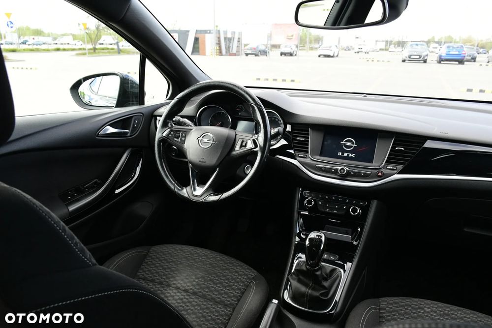 Opel Astra 1.4 Turbo Dynamic - 9