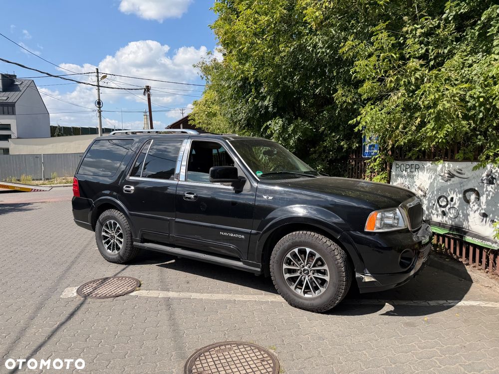 Lincoln Navigator 5.4 4WD - 28