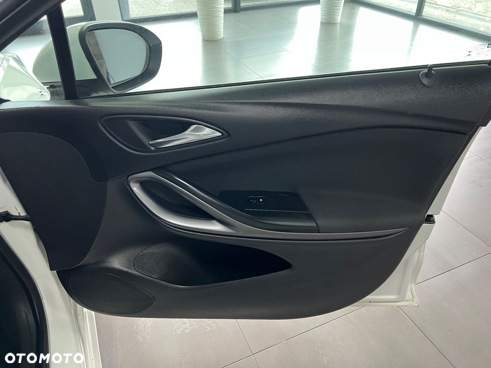 Opel Astra - 35