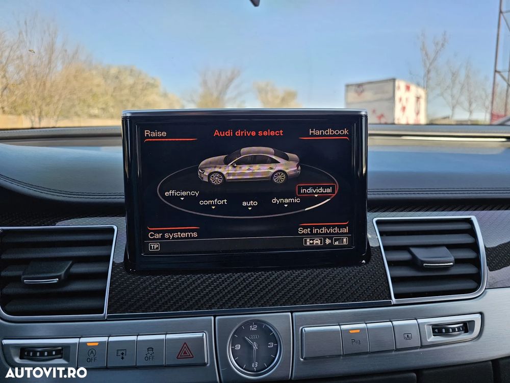 Audi S8 Plus 4.0 TFSI quattro Tiptronic - 18