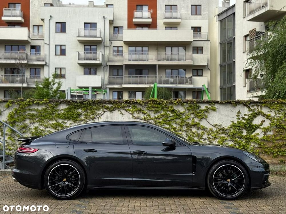 Porsche Panamera 4S Executive - 14