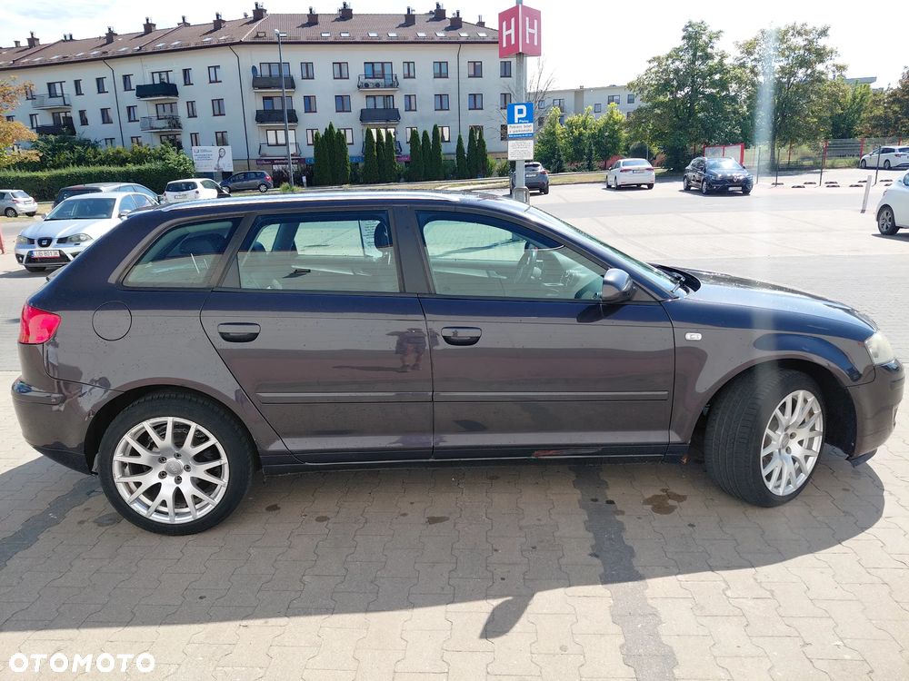 Audi A3 Sportback 2.0 TDI DSG Attraction - 5