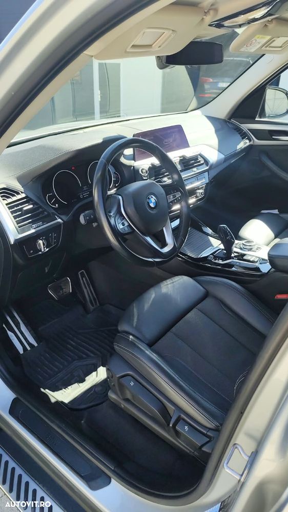 BMW X3 xDrive20d Aut. - 9
