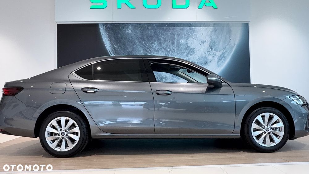 Skoda Superb 2.0 TDI SCR 4x4 Edition 130 DSG - 9