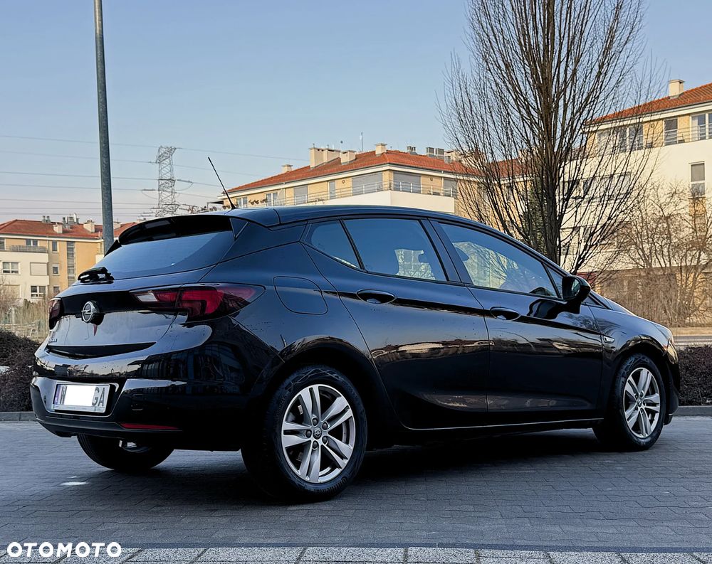 Opel Astra 1.2 T Edition S&S - 38