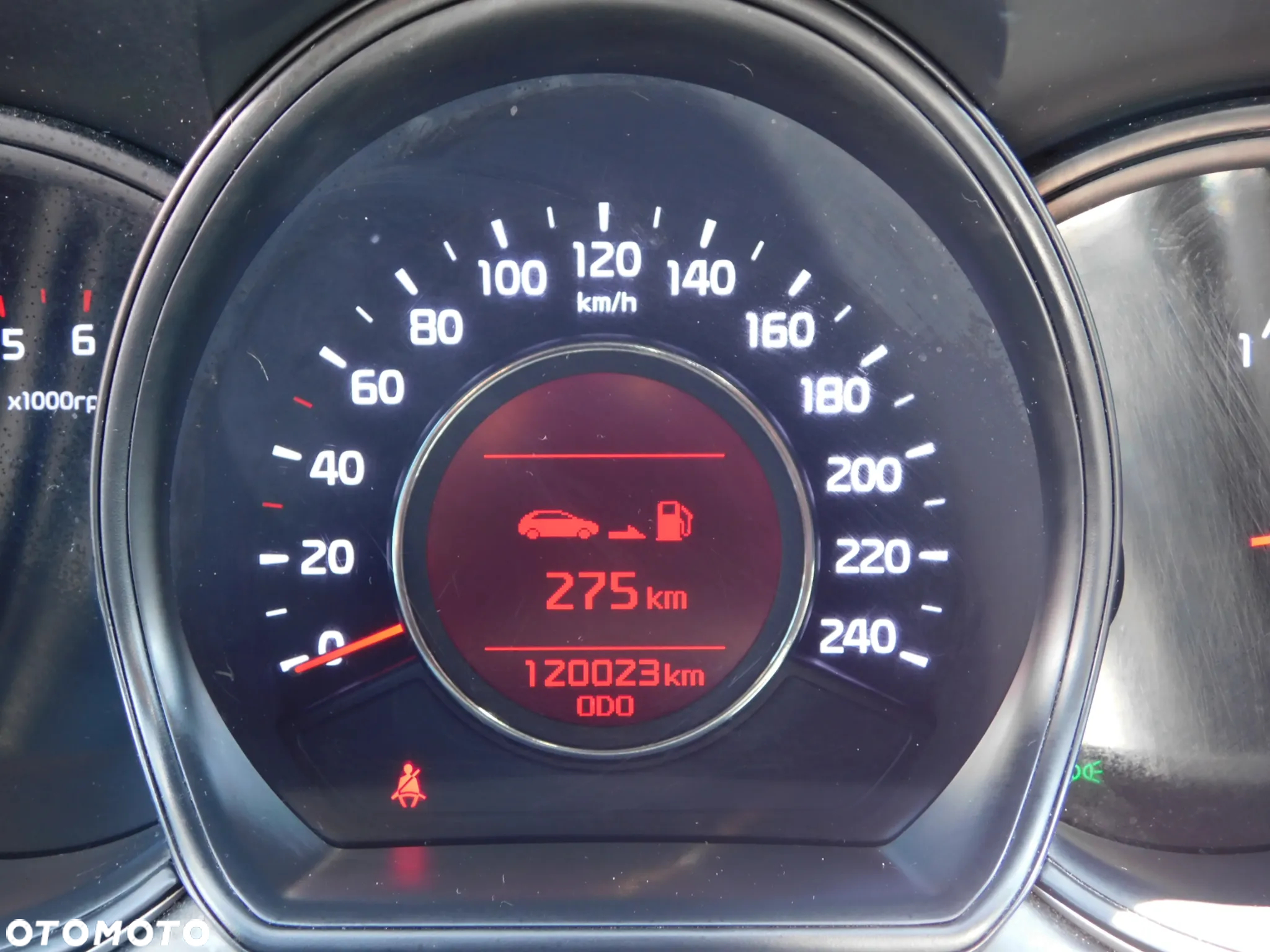 Kia Ceed - 14