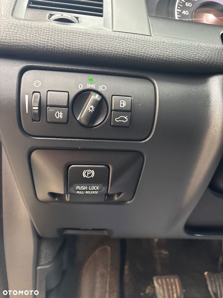 Volvo XC 60 - 26
