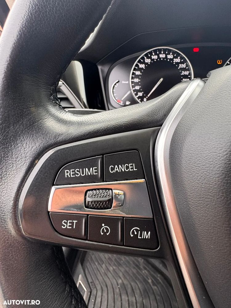 BMW Seria 3 320d xDrive AT - 28