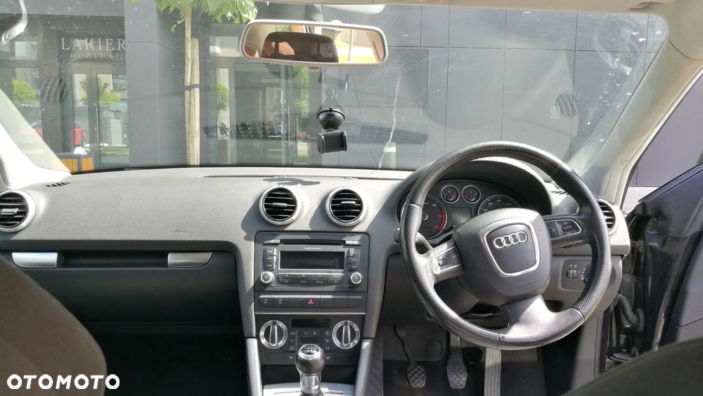 Audi A3 Sportback 2.0 TDI DPF Ambition - 14