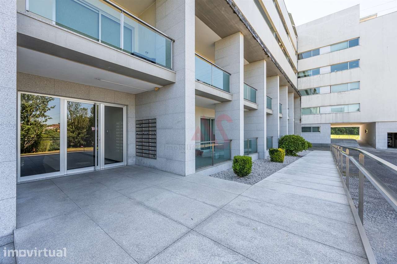 Apartamento T3 com Jardim e Garagem – Candoso São Tiago e Mascotelos, - Grande imagem: 3/25