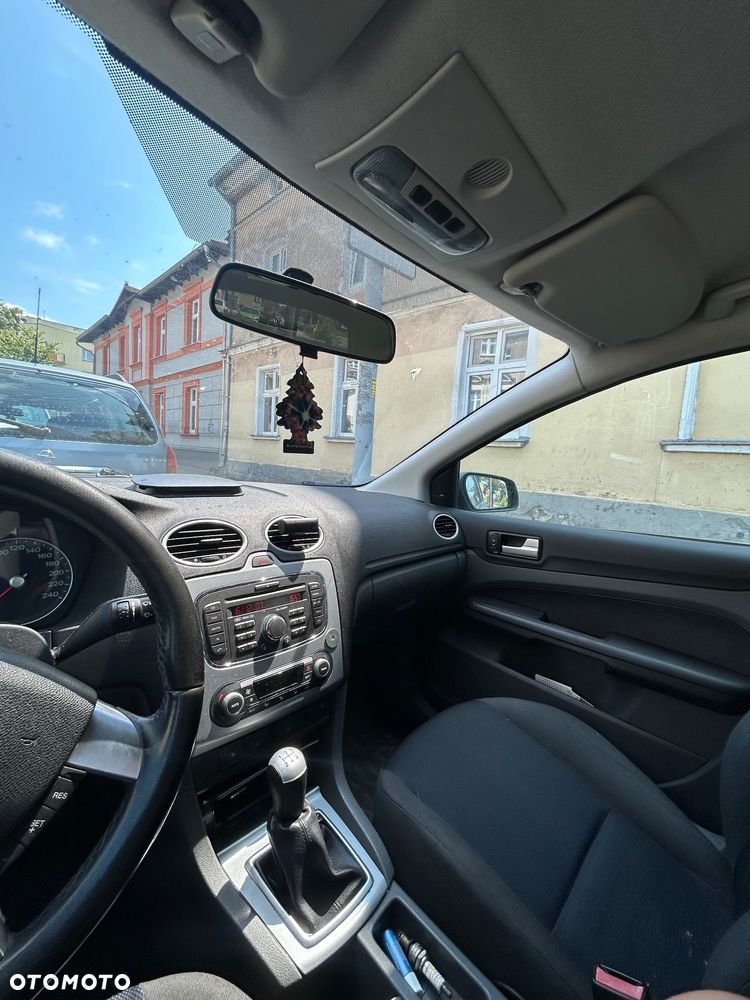 Ford Focus 1.6 Ambiente - 5