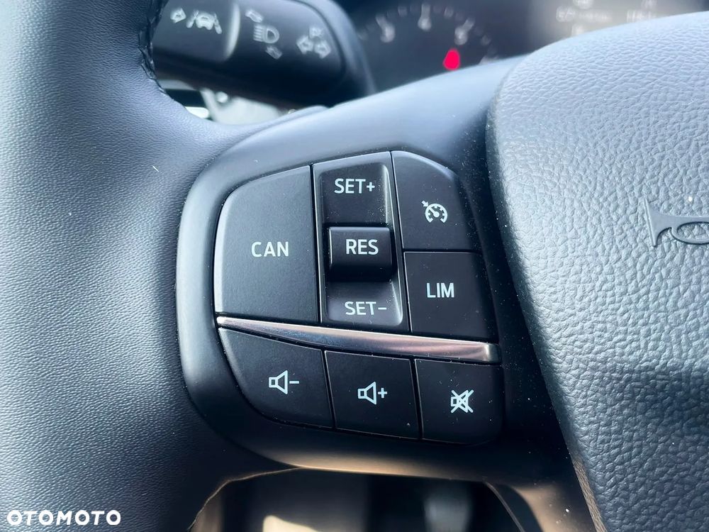 Ford Focus 1.0 EcoBoost mHEV Titanium - 22
