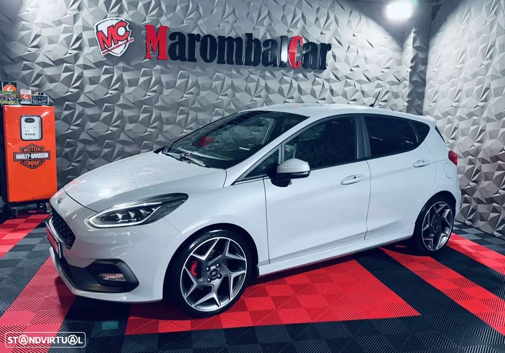 Ford Fiesta 1.5 EcoBoost ST - 12