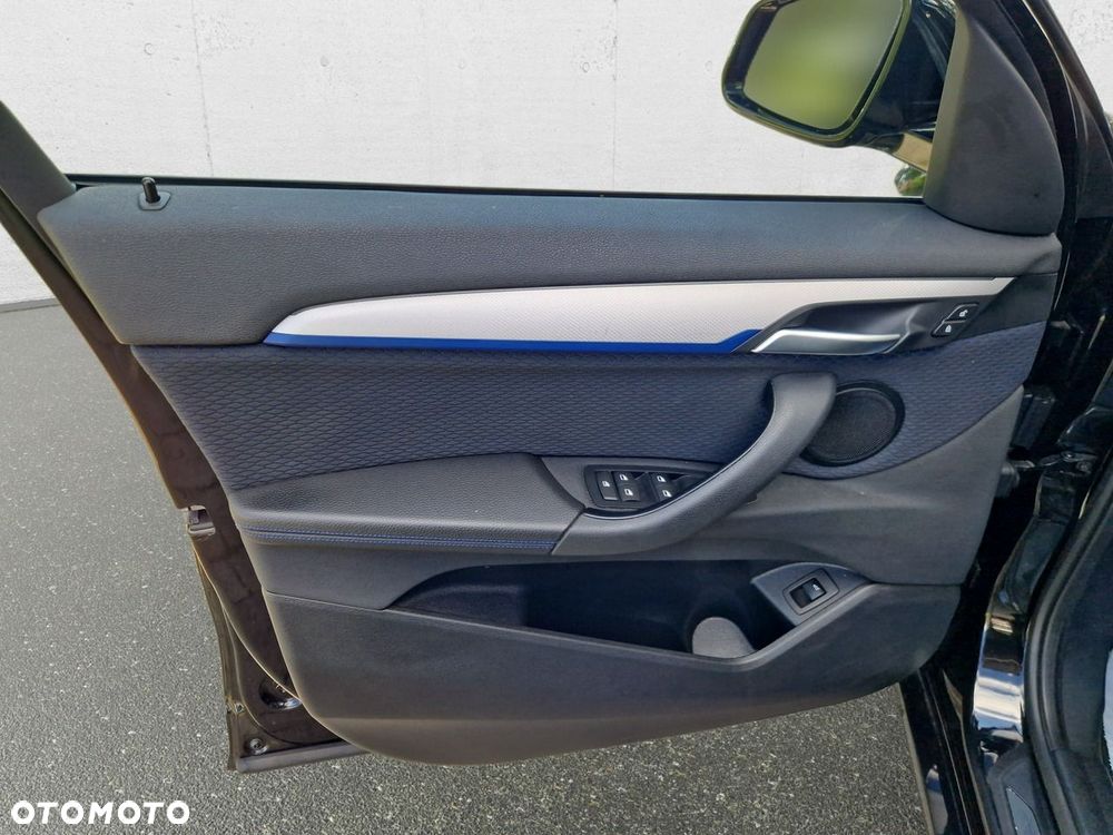 BMW X1 - 16
