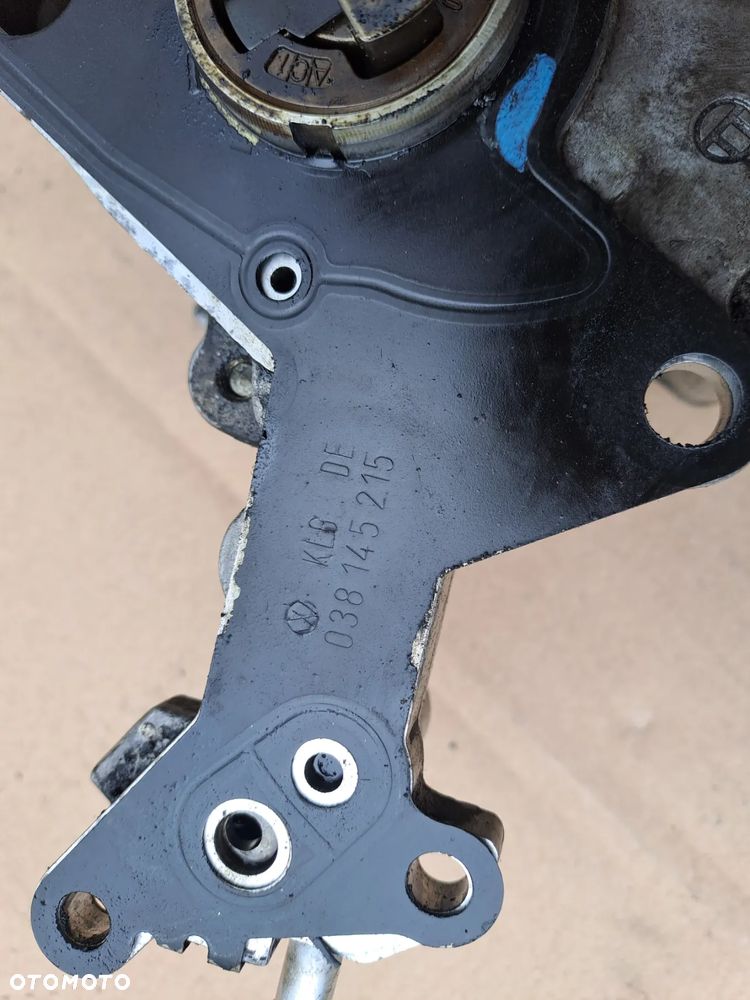 Audi Volkswagen 2.0 TDi pompa Vacum Wakum Bosch 038145209M - 4
