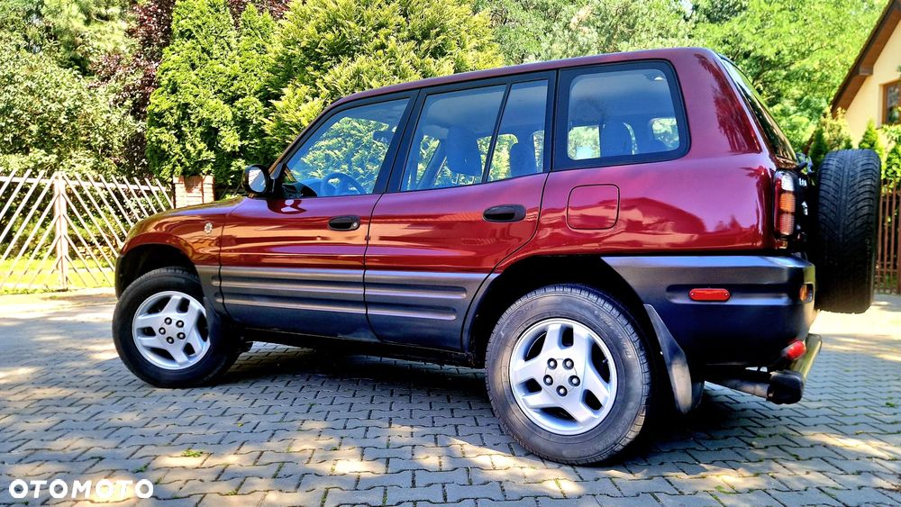 Toyota RAV4 2.0 - 1