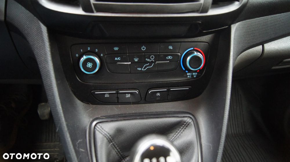 Ford Transit Connect - 16