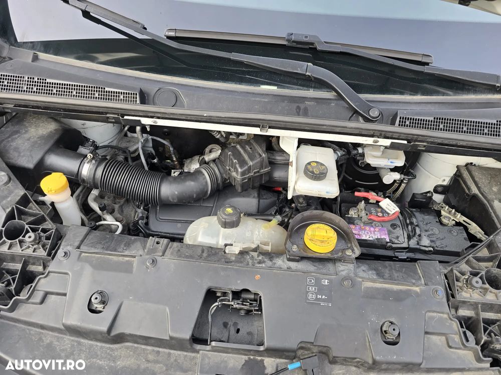 Renault trafic - 8