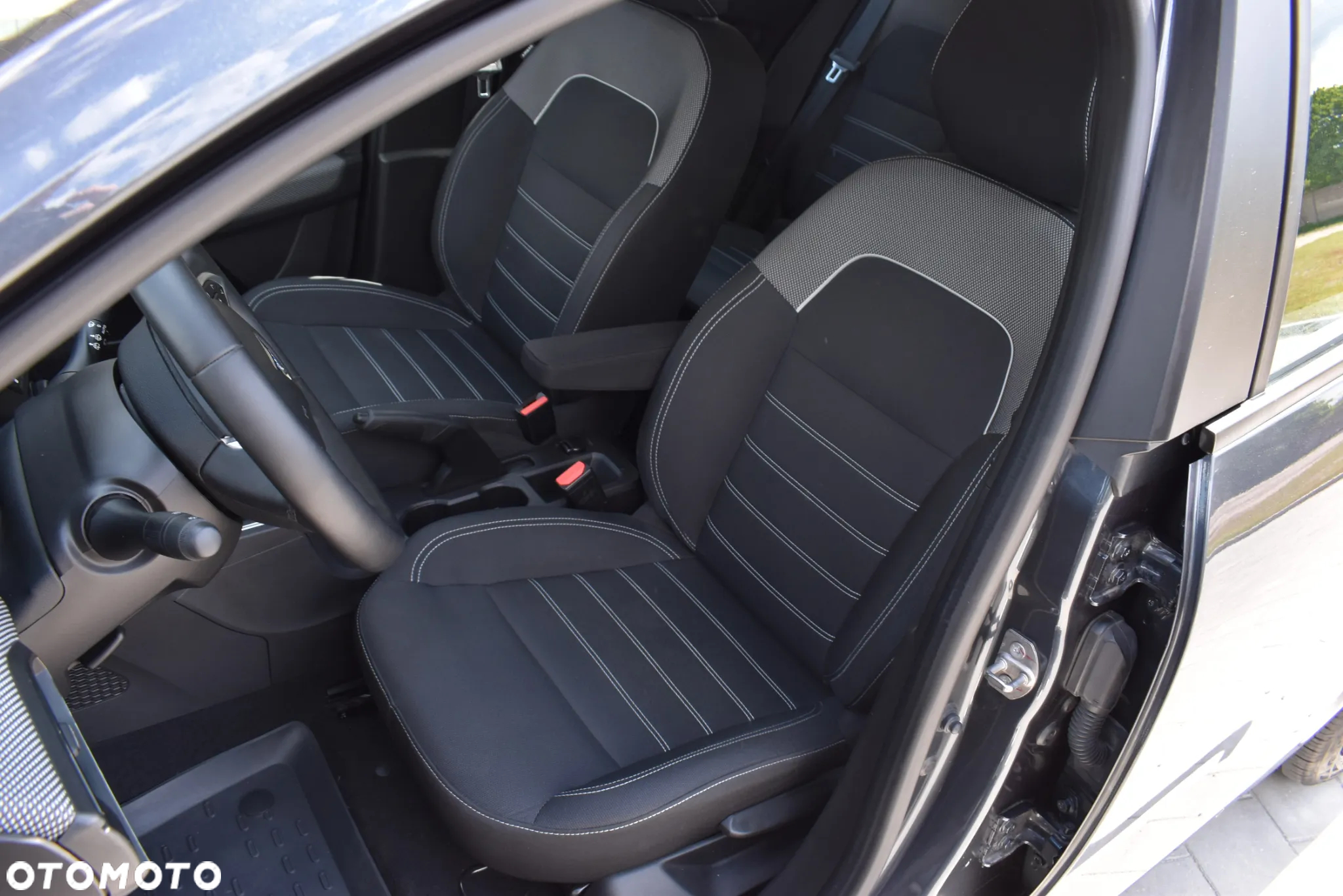 Dacia Sandero SCe 65 Essential - 12