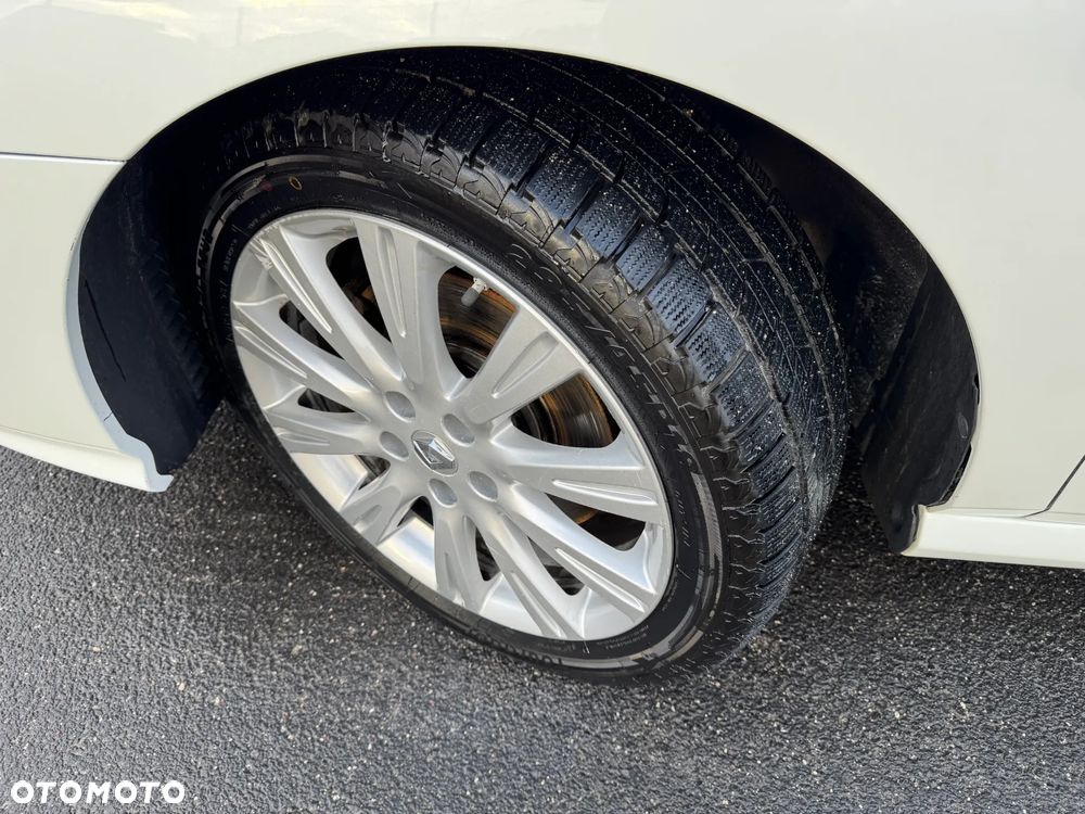 Renault Latitude 3.0 V6 dCi Initiale - 13