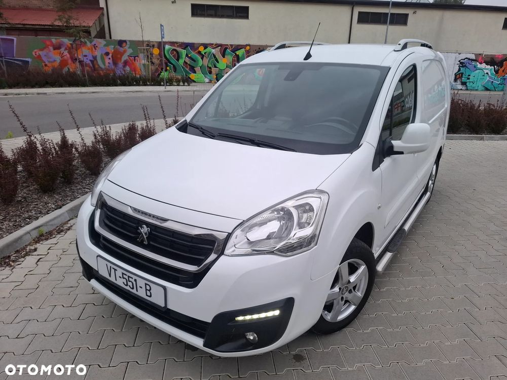 Peugeot Partner LONG 1.6HDI 3OSOBOWY KLIMA NAVI - 2