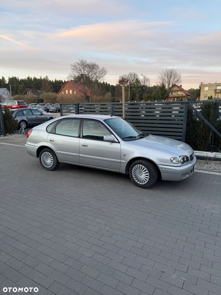 Toyota Corolla 1.6 Linea Sol - 2