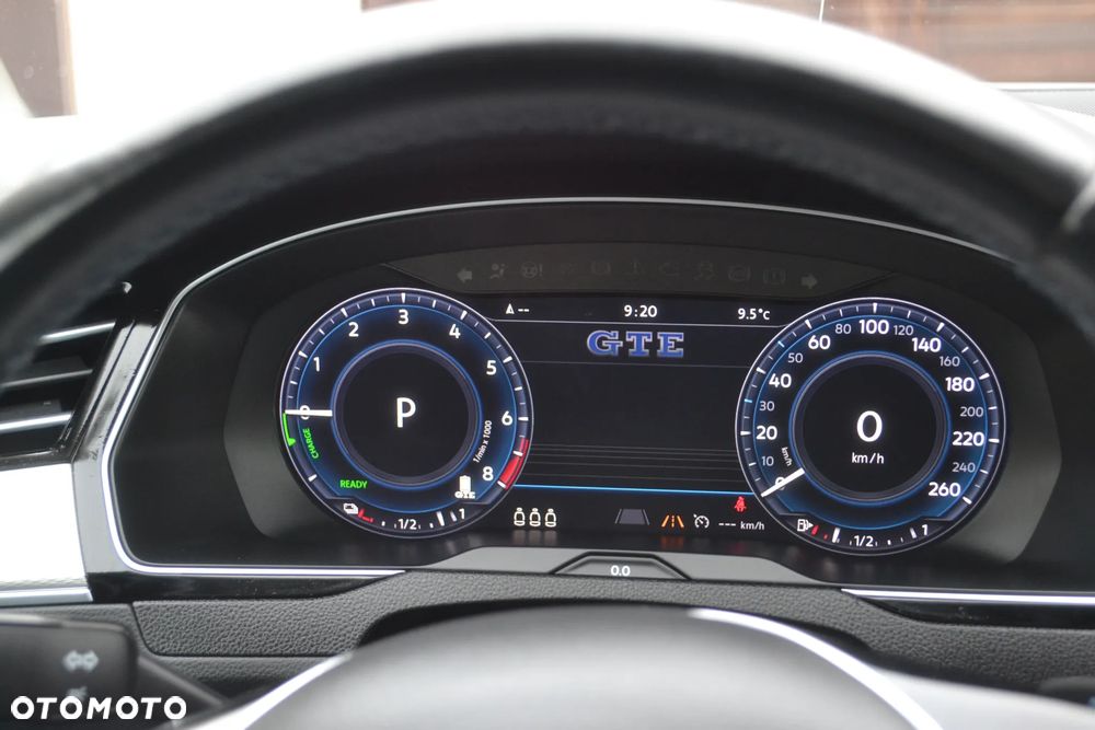 Volkswagen Passat ver-variant-plug--in--hybrid-gte - 36