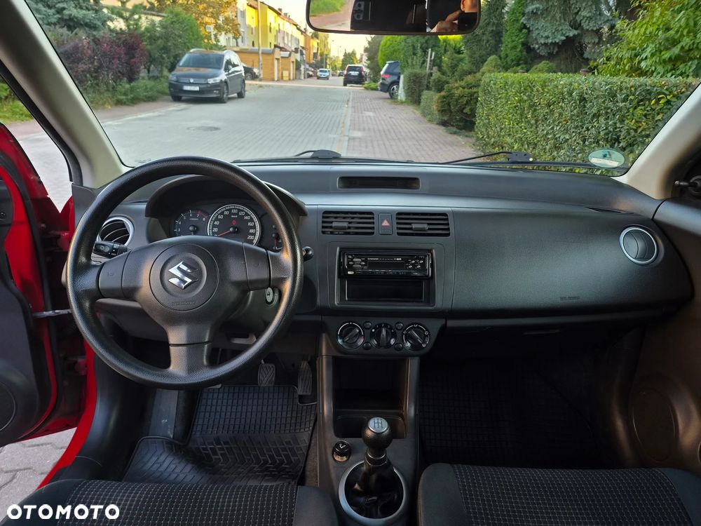 Suzuki Swift - 14