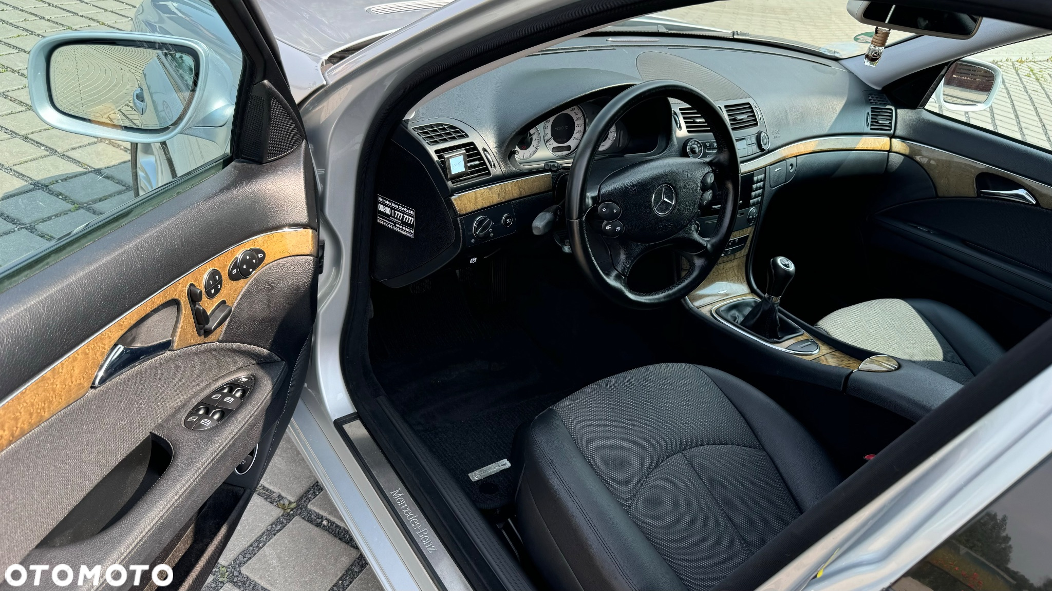 Mercedes-Benz Klasa E - 17