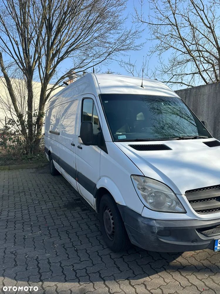 Mercedes-Benz Sprinter - 20