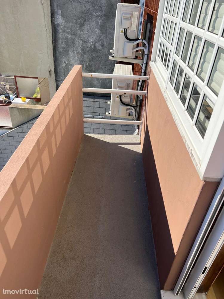 Quarto - localizado em Paranhos Porto - Grande imagem: 3/9