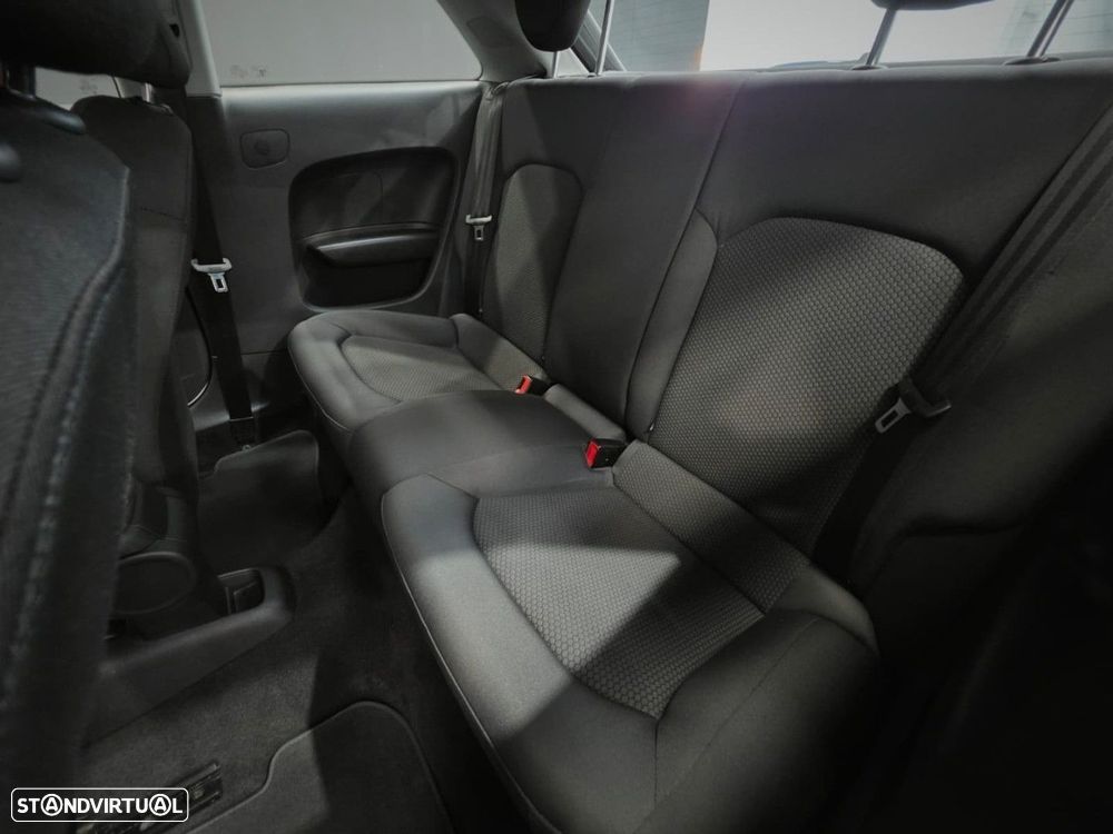 Audi A1 1.0 TFSI - 11
