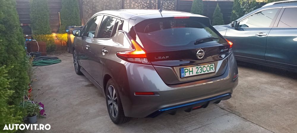 Nissan LEAF 40 kWh N-Connecta - 4