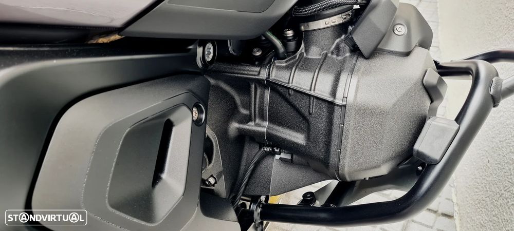 BMW R 1300 GS Adventure Triple Black Akrapovic - 37