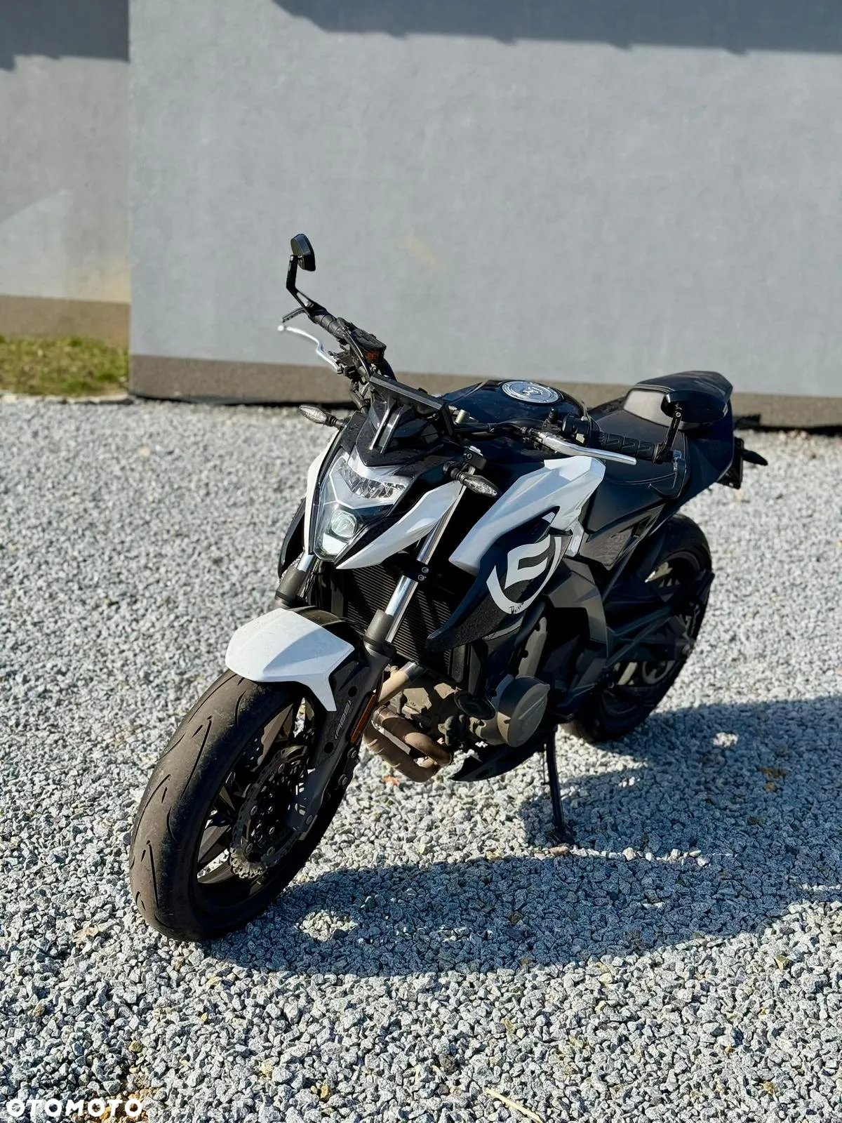 CFMoto 675NK - 4