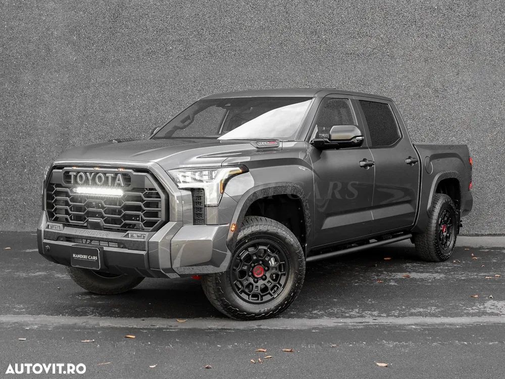 Toyota Tundra - 1
