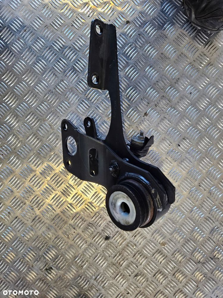 WYWROT ZAWIAS KABINY MERCEDES ATEGO 2017 EURO 6 OE A9673103258 - 2