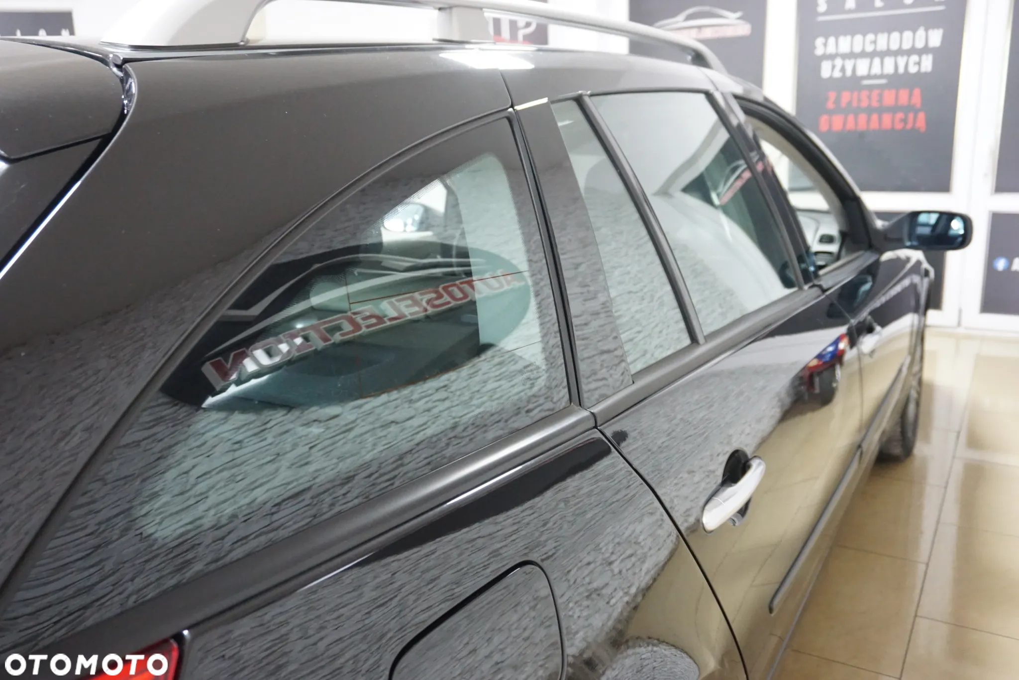 Renault Laguna 2.0 16V Initiale - 10