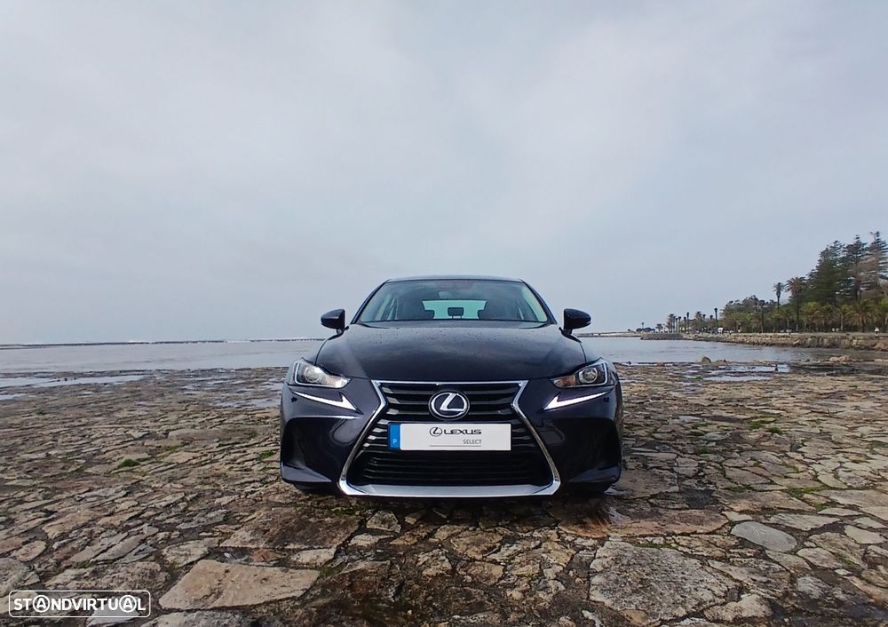 Lexus IS 300H Executive - 8