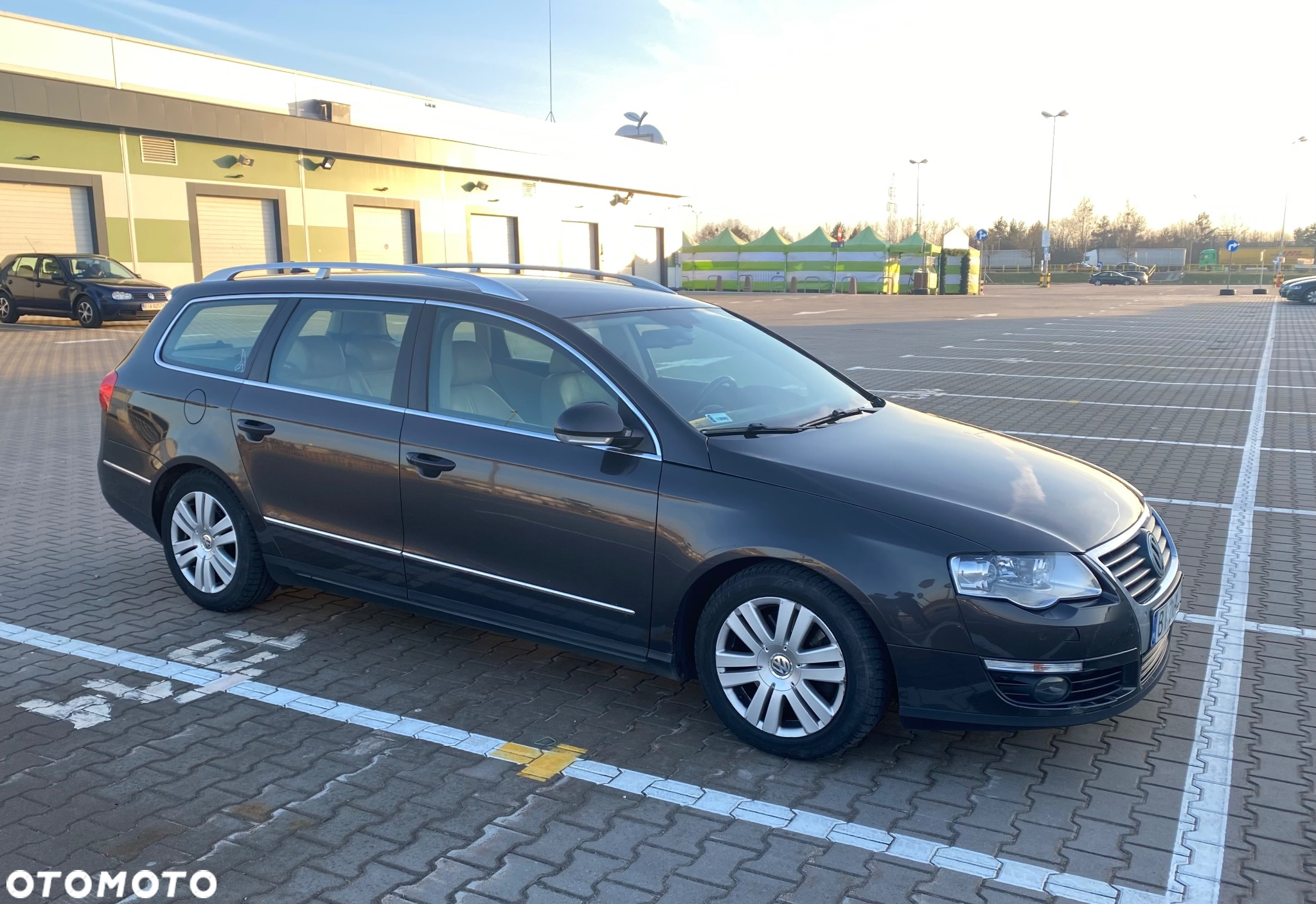 Volkswagen Passat Variant 2.0 Blue TDI DPF Sportline - 2