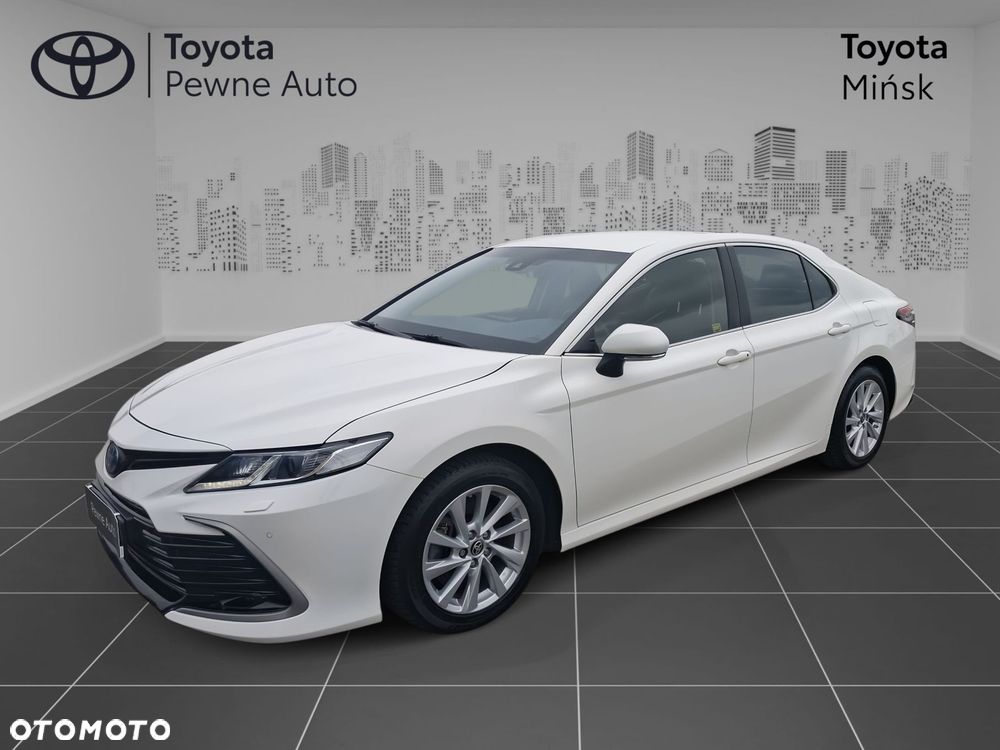 Toyota Camry 2.5 Hybrid Comfort CVT - 2