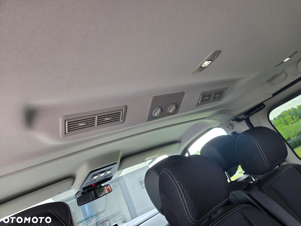 Renault Trafic - 11