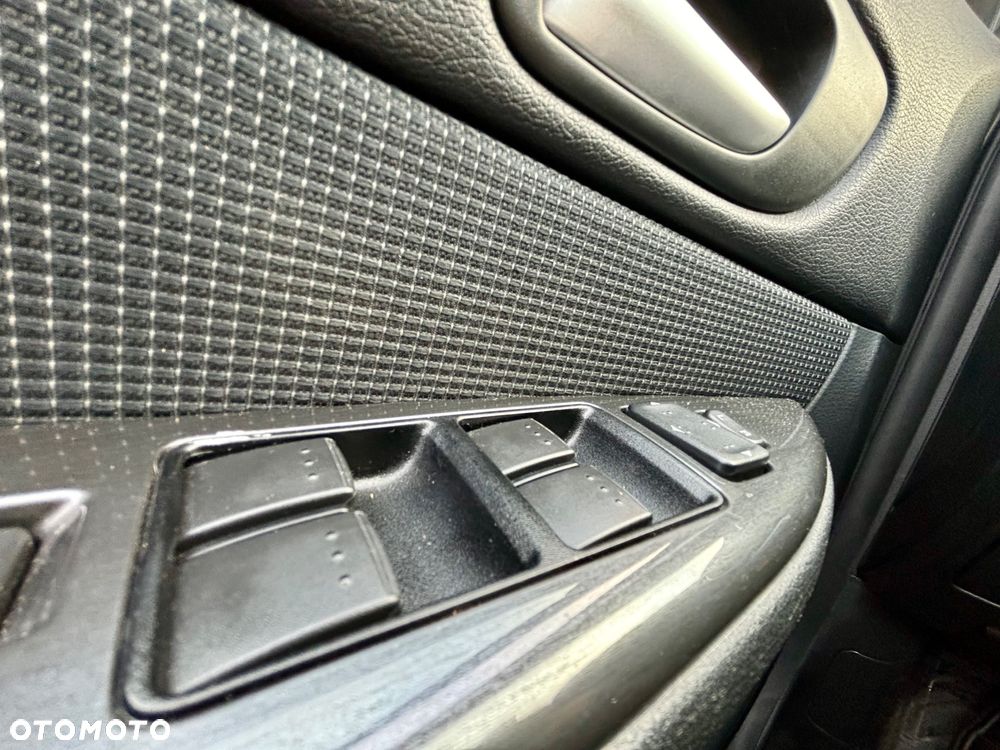 Mazda 6 Sport 1.8 Comfort - 9